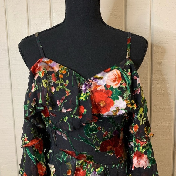 Alice + Olivia Florentina off the shoulder dress, size 2. - Picture 6 of 7